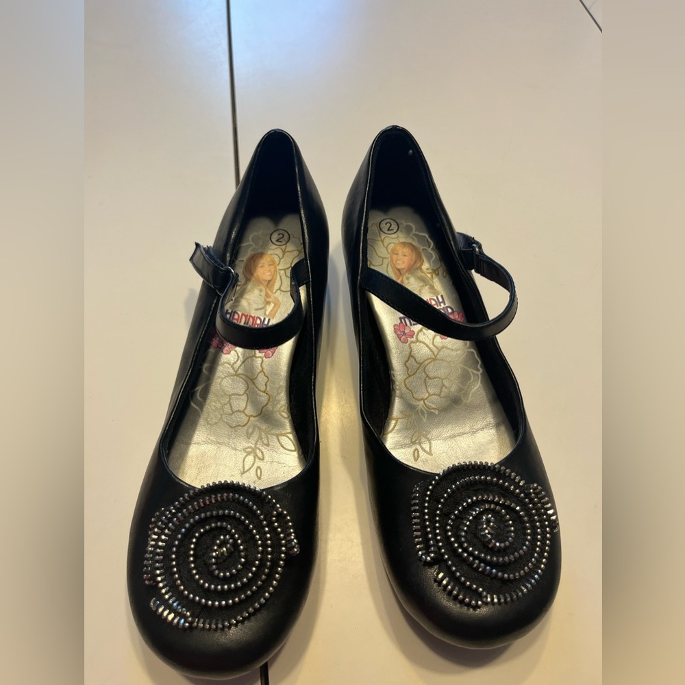 Disney Hannah Montana girls 2 black strap flats zipper detailed flower